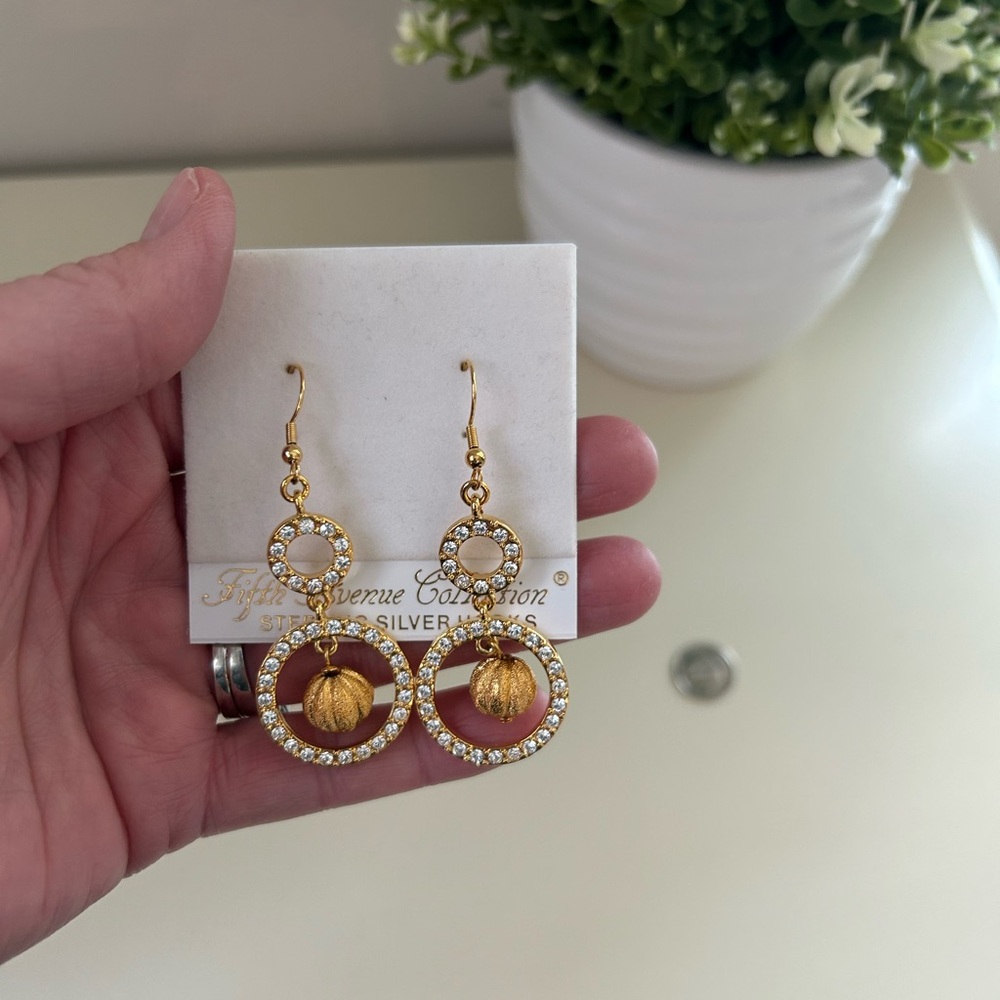 Fifth avenue collection gold drop earrings